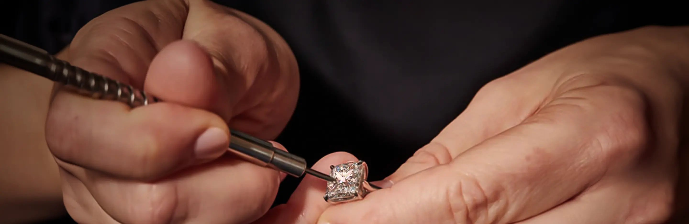 KNT jewelry story