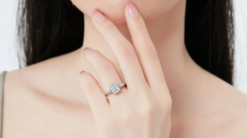 7 Trending Moissanite Rings White Gold in 2025 - KNT - Engagement Rings, Wedding Bands & Fine Jewelry