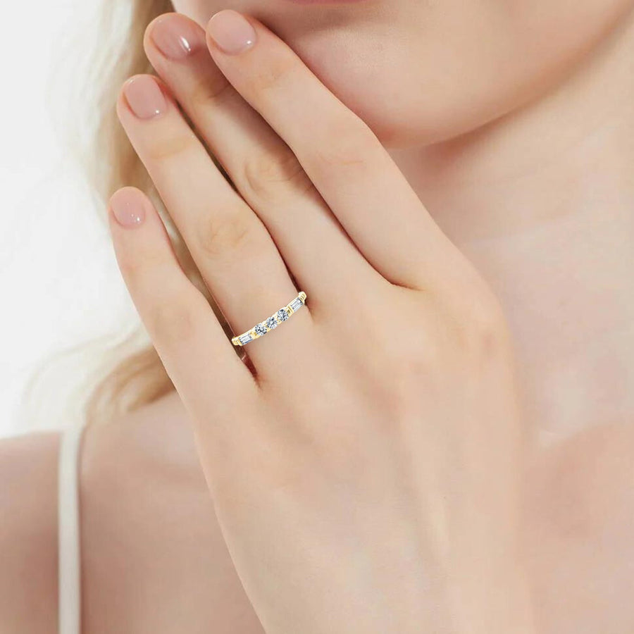 The Prong DecoChic Moissanite Ring - KNT - Engagement Rings, Wedding Bands & Fine Jewelry