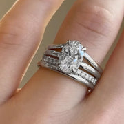 Oval Solitaire Glamour & Alisha Ring Stack