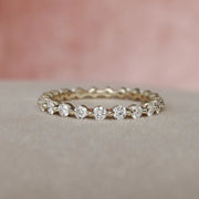  Round Shared Prong Eternity Ring 18k Yellow Gold 1 0 004 Final