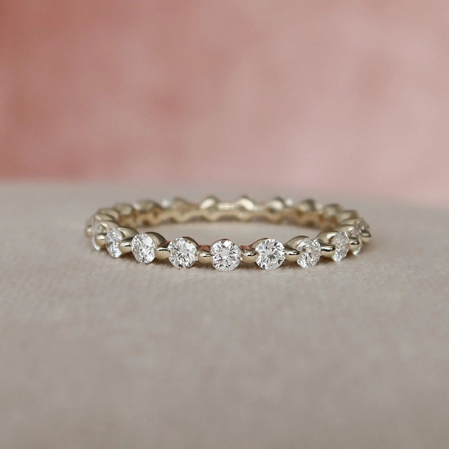  Round Shared Prong Eternity Ring 18k Yellow Gold 1 0 004 Final