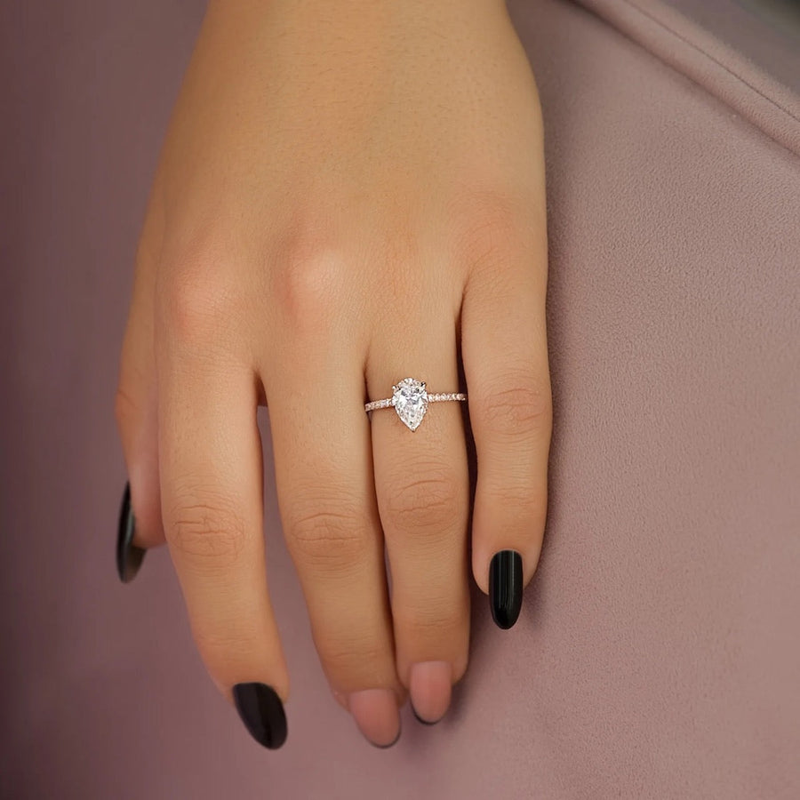  The Aline Pear Moissanite Ring 18k Rose Gold 003