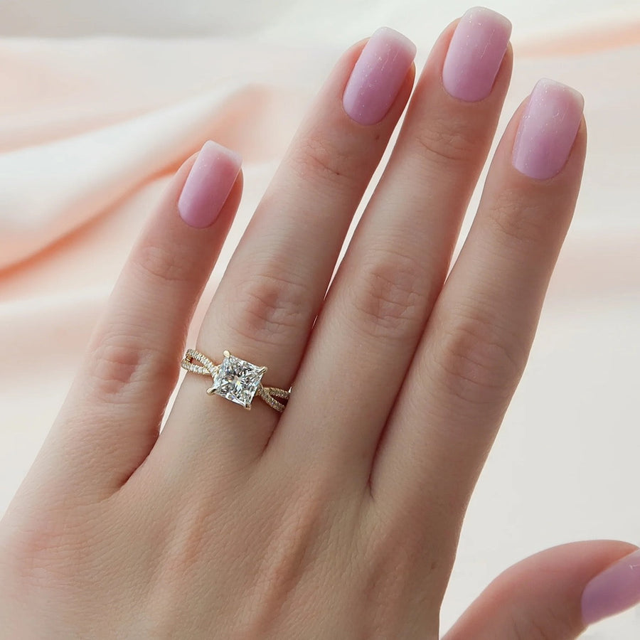  The Angelina Princess Moissanite Ring 18k Yellow Gold 003