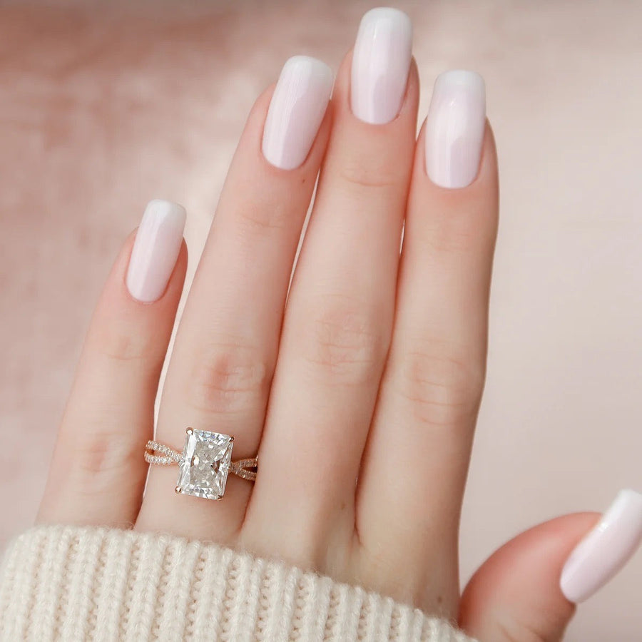  The Angelina Radiant Moissanite Ring 18k Rose Gold 003