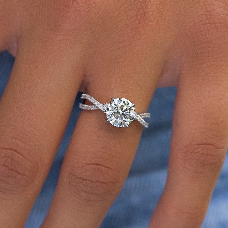  The Angelina Round Lab Diamond Ring 18k White Gold 004