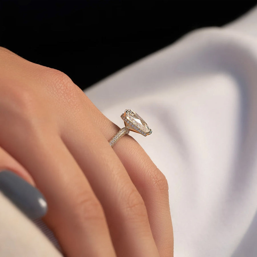  The Celine Pear Lab Diamond Ring 14k Yellow Gold 004