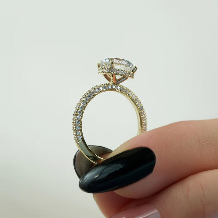  The Celine Round Lab Diamond Ring 18k Yellow Gold 004 Final