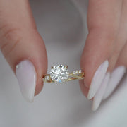  The Daisy Round Lab Diamond Ring 18k Yellow Gold 006 Final