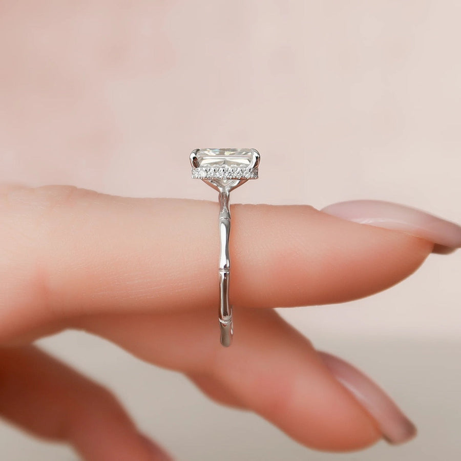  The Eve Radiant Moissanite Ring 18k White Gold 004 Final