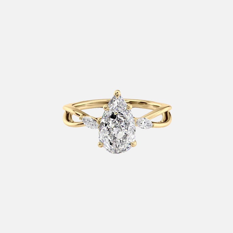  The Kelsey Pear Moissanite Ring 18k Yellow Gold 001