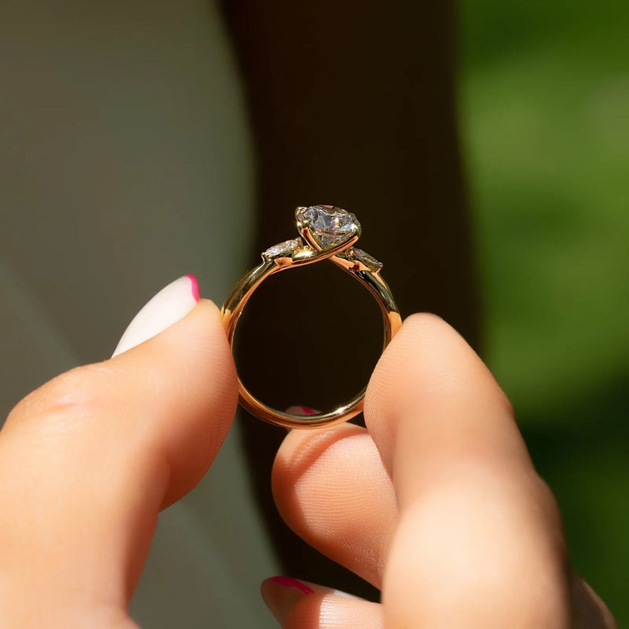 The Kelsey Round Lab Diamond Ring 18k Yellow Gold 004 Final