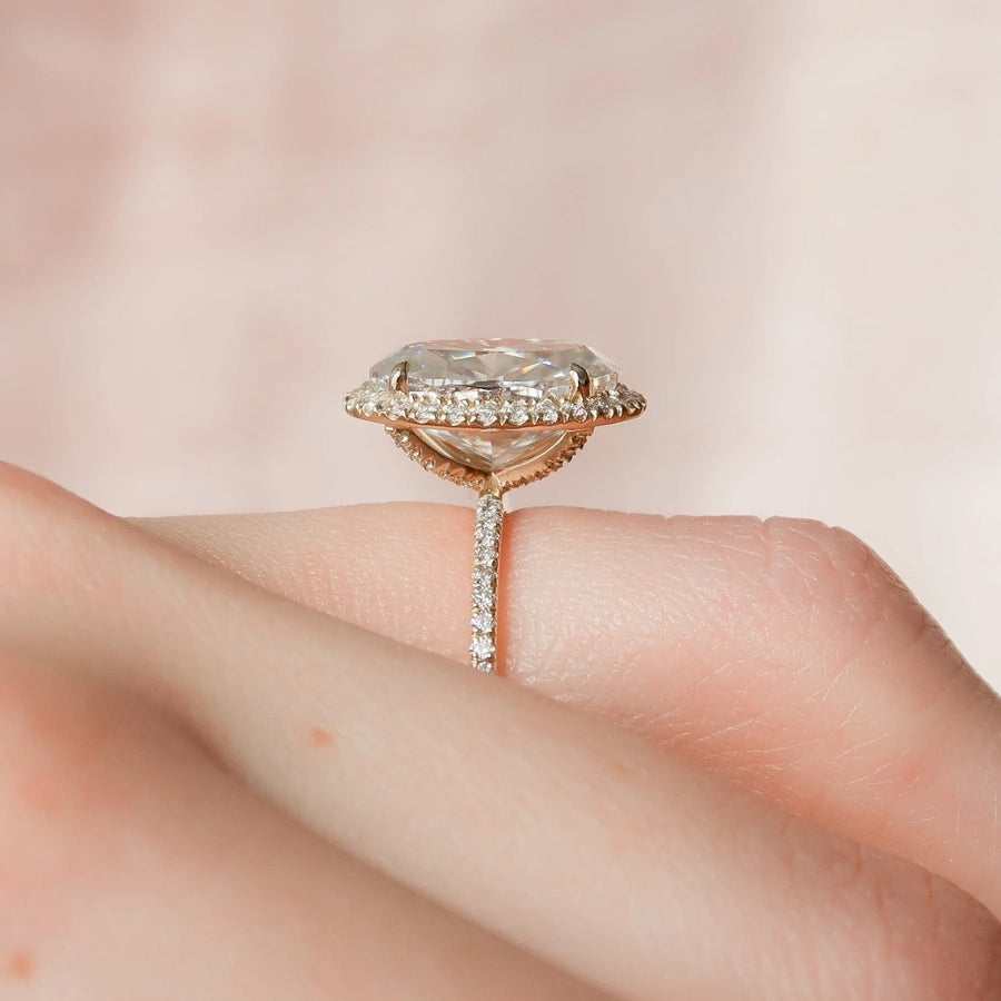  The Lenny Oval Moissanite Ring 18k Yellow Gold 004 Final