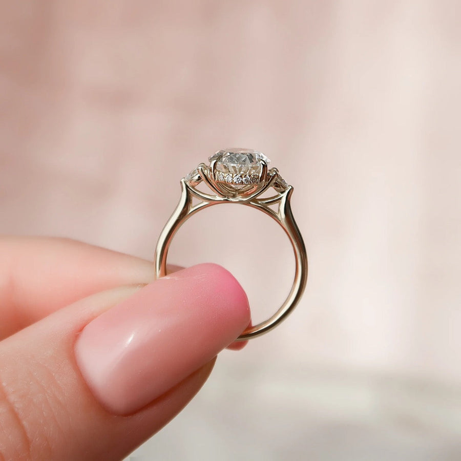  The Lia Oval Lab Diamond Ring 18k Yellow Gold 005 Final