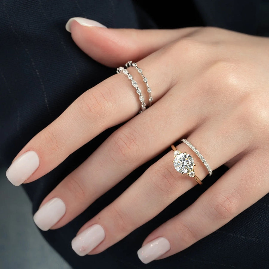  The Lia Round Lab Diamond Ring 18k Yellow Gold 004
