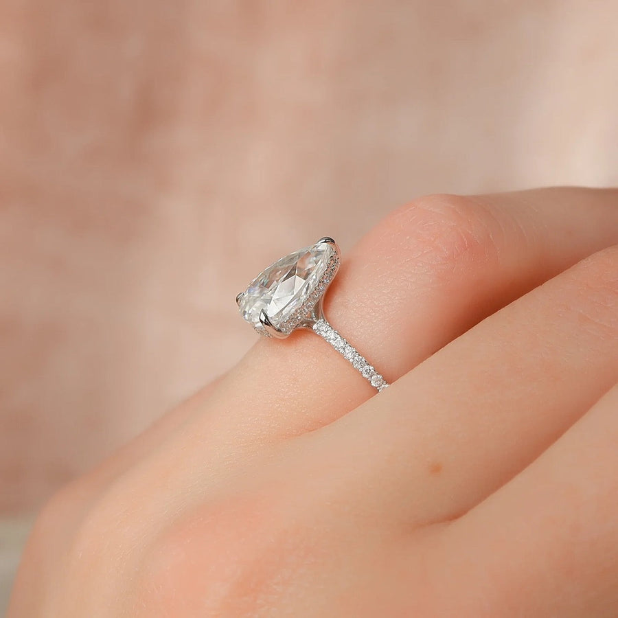  The Mandy Pear Lab Diamond Ring 18k White Gold 003
