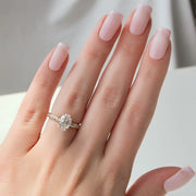  The Marilyn Oval Moissanite Ring 18k Yellow Gold 004