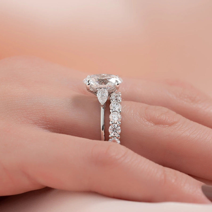  The Megan Pears Oval Lab Diamond Ring 18k White Gold 004 Final