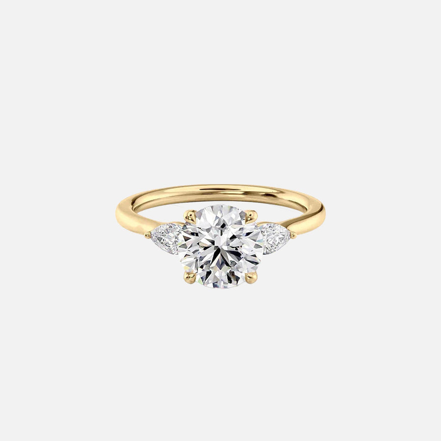  The Megan Pears Round Lab Diamond Ring 18k Yellow Gold 001