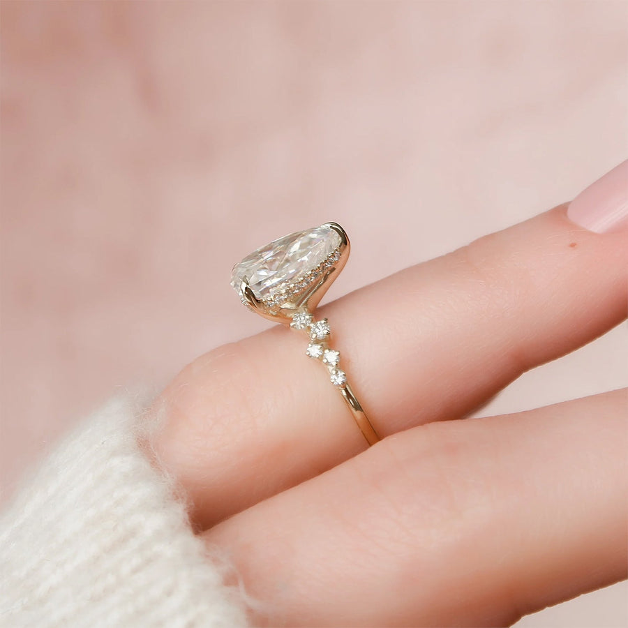  The Mia Pear Lab Diamond Ring 18k Yellow Gold 004 Final