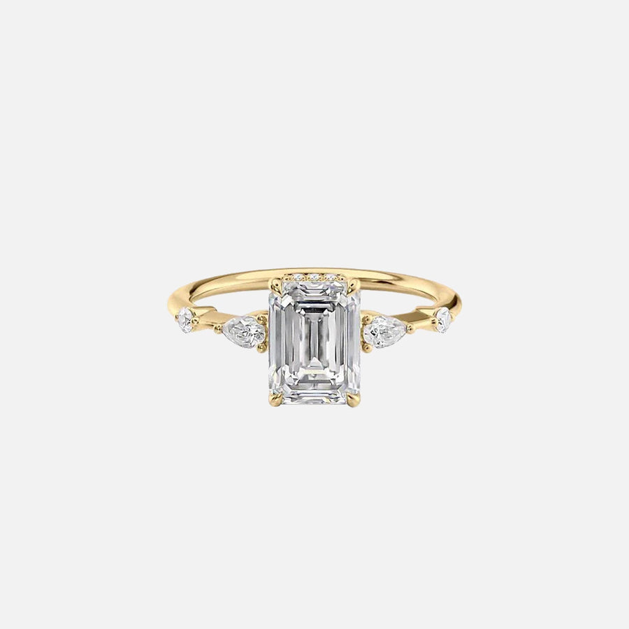 The Naomi Emerald Lab Diamond Ring 18k Yellow Gold 001