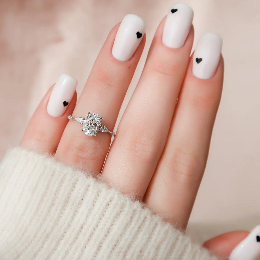  The Naomi Oval Lab Diamond Ring 18k White Gold 003
