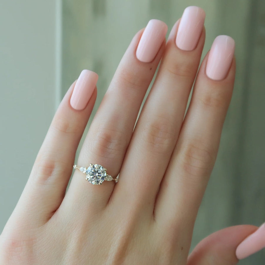  The Naomi Round Lab Diamond Ring 14k Yellow Gold 003