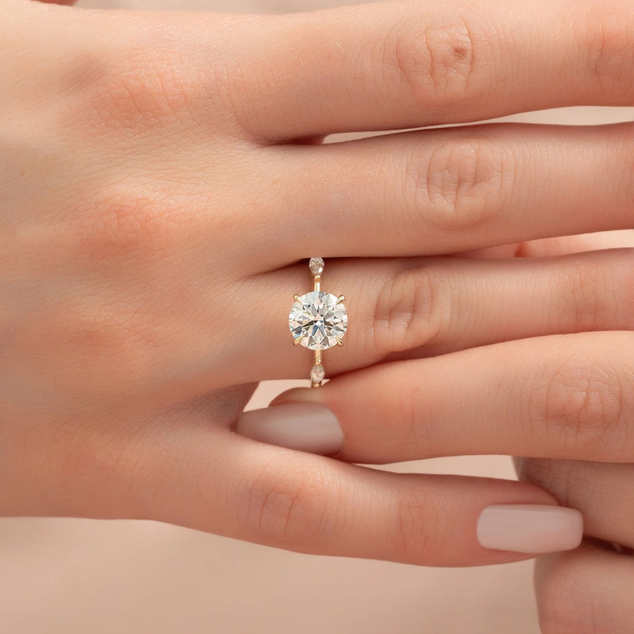  The Nicole Round Lab Diamond Ring 18k Yellow Gold 004