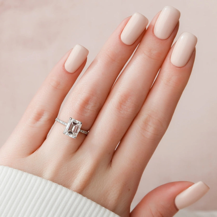  The Pave Alex Emerald Lab Diamond Ring 18k White Gold 003