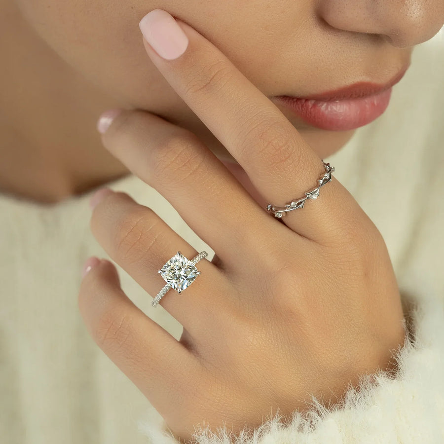  The Pave Crown Kamellie Cushion Lab Diamond Ring 14k White Gold 004 Final