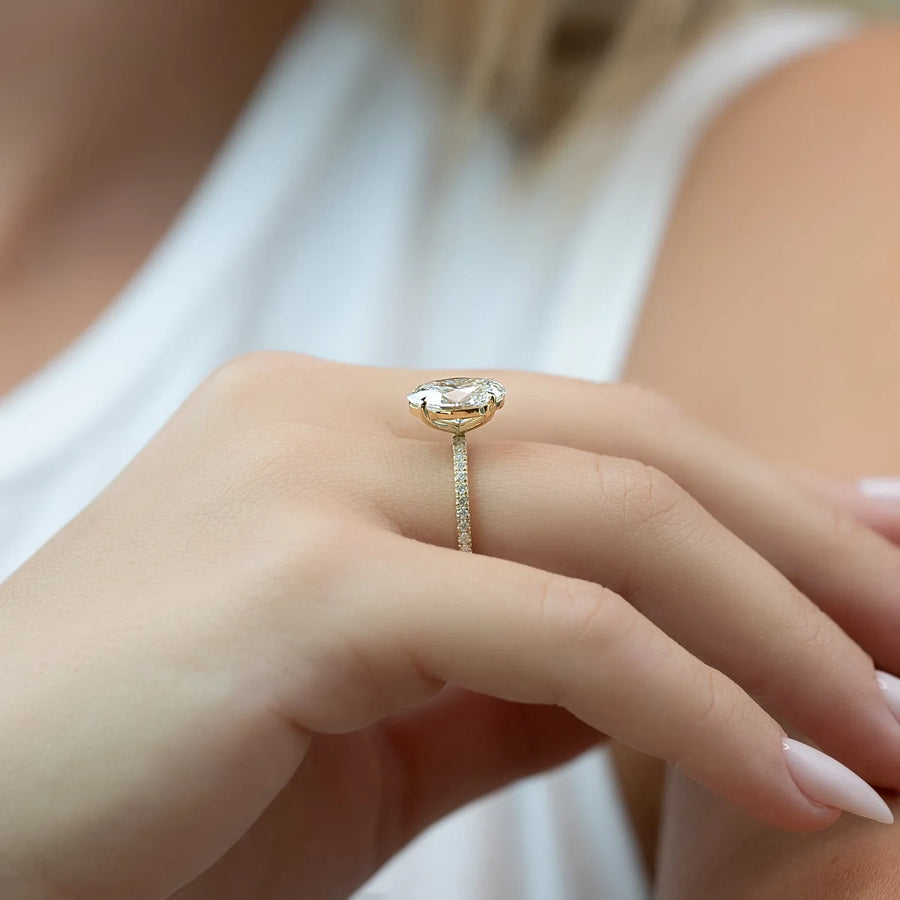  The Pave Eleanor Oval Moissanite Ring 18k Yellow Gold 004