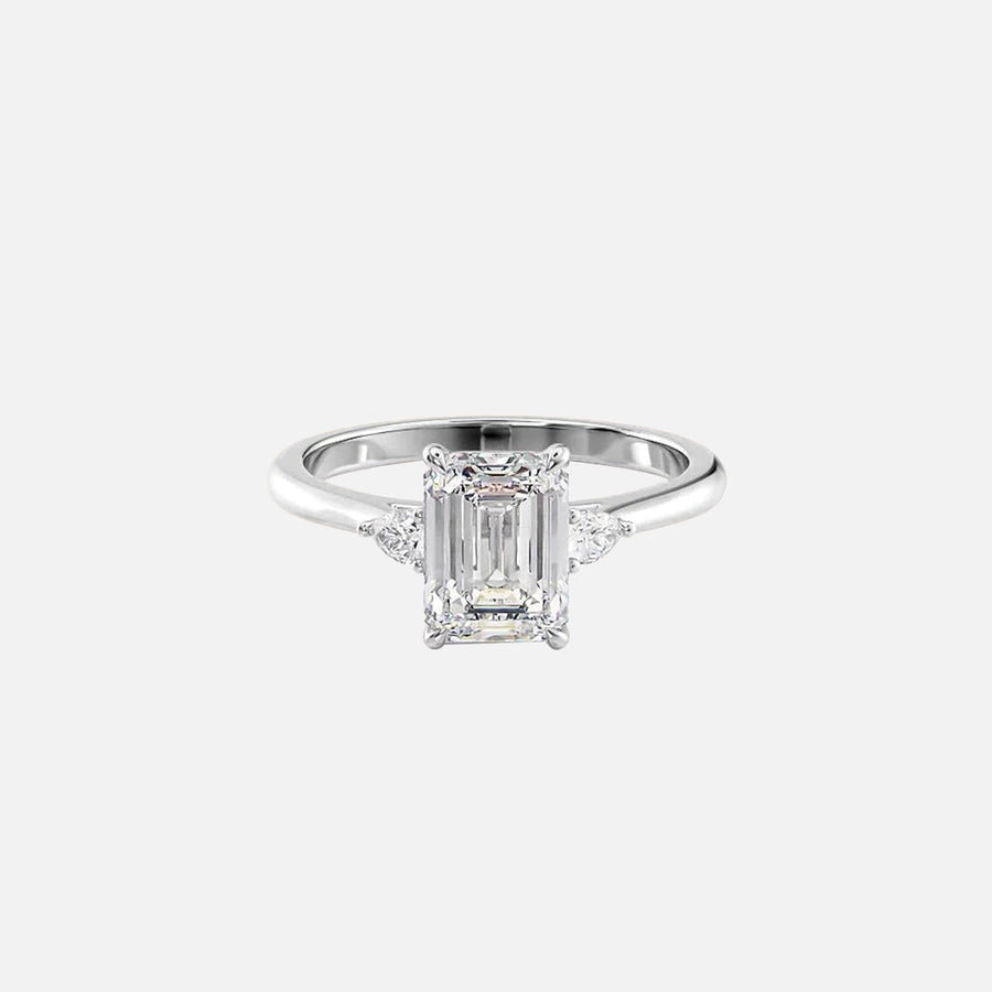  The Pears Liv Emerald Lab Diamond Ring 18k White Gold 001