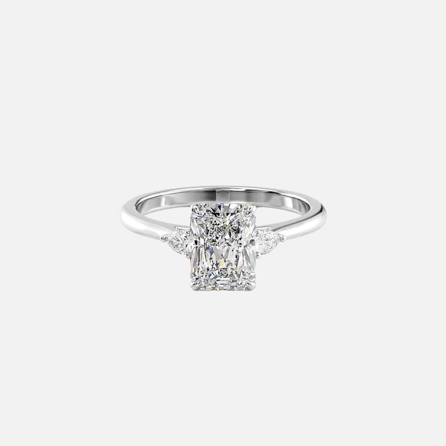  The Pears Liv Radiant Lab Diamond Ring 18k White Gold 001