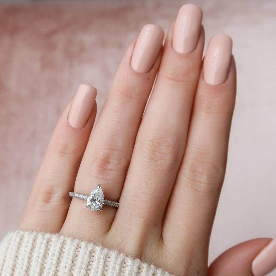  The Rachel Pear Lab Diamond Ring 18k White Gold 003