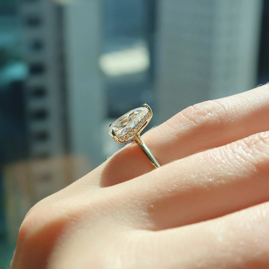  The Razor Kamellie Pear Moissanite Ring 14k Yellow Gold 004 Final