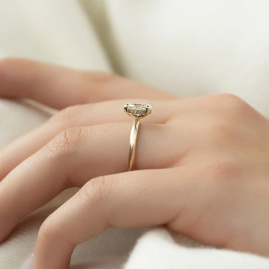 The Razor Oval Solitaire Moissanite Ring - KNT - Engagement Rings, Wedding Bands & Fine Jewelry