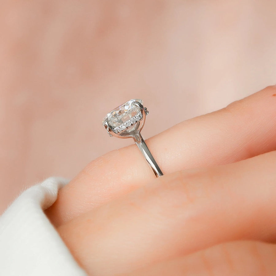 The Razor Round Solitaire Moissanite Ring - KNT - Engagement Rings, Wedding Bands & Fine Jewelry