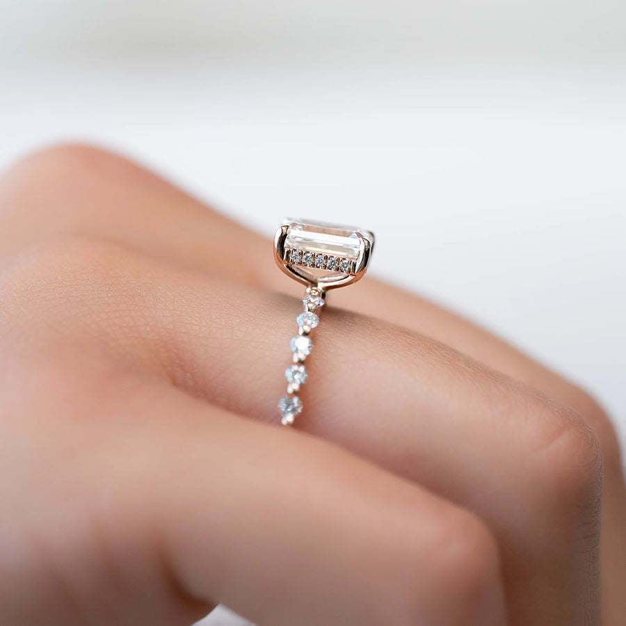  The Round Khloe Emerald Lab Diamond Ring 14k Rose Gold 003