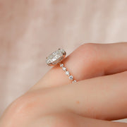  The Round Khloe Oval Moissanite Ring 14k Rose Gold 003