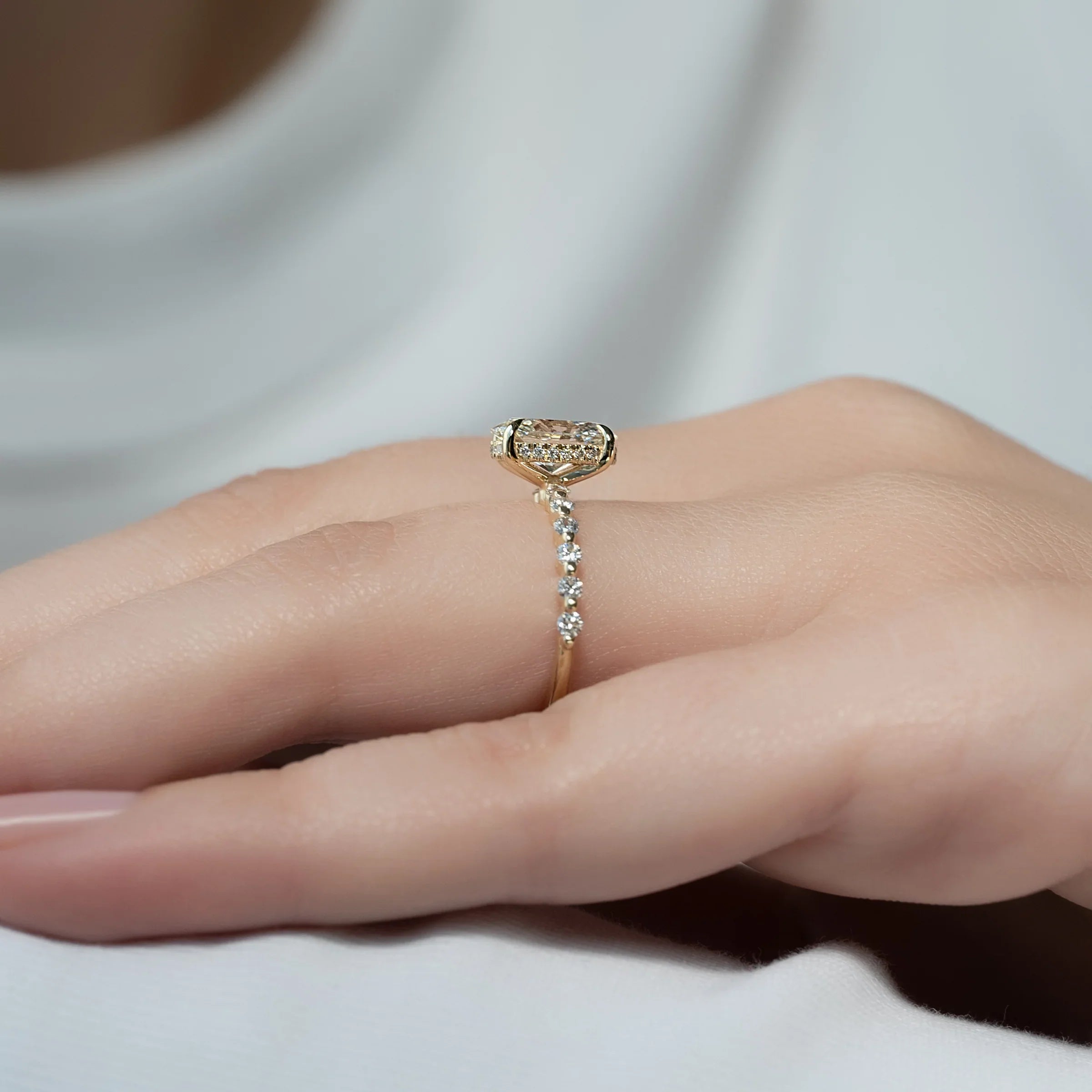  The Round Khloe Oval Moissanite Ring 14k Yellow Gold 003