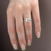 The Round Khloe Round Lab Diamond Ring 18k White Gold 003