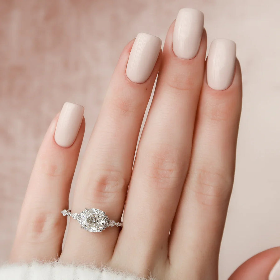  The Round Kristen Cushion Lab Diamond Ring 18k White Gold 003