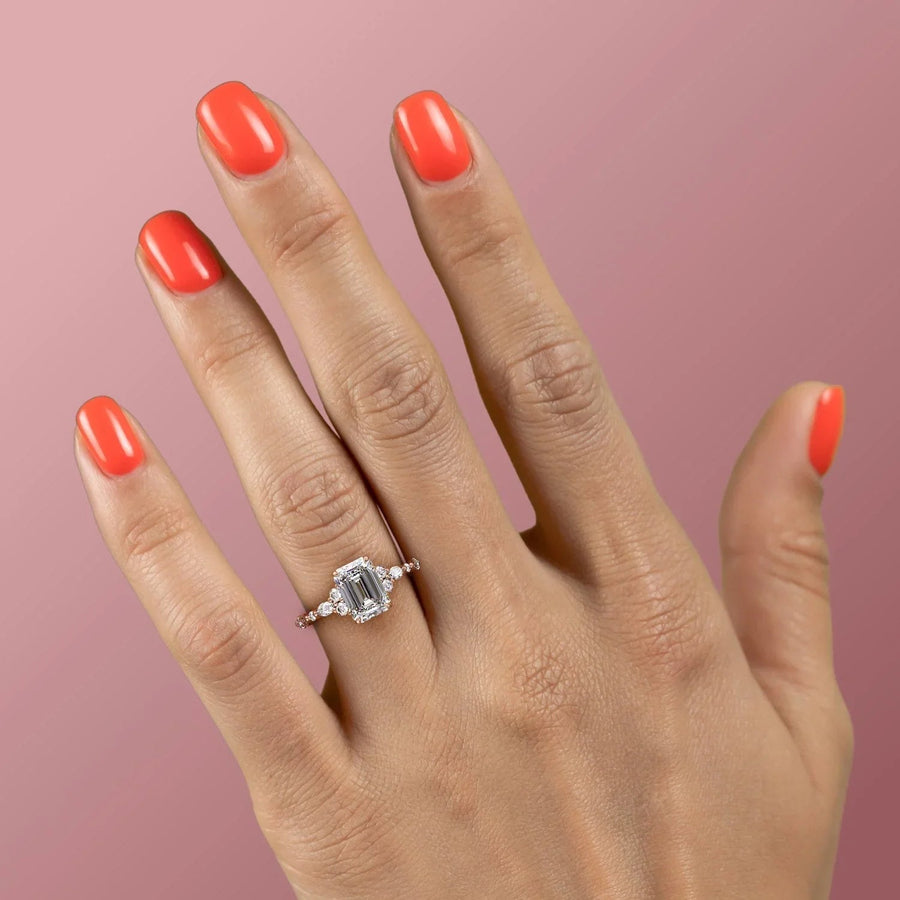  The Round Kristen Emerald Lab Diamond Ring 18k Rose Gold 004