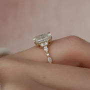  The Round Kristen Radiant Lab Diamond Ring 18k Yellow Gold 003