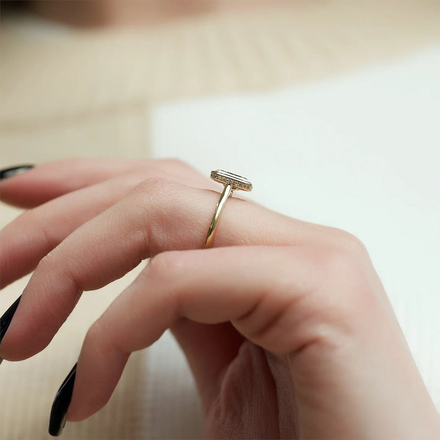  The Solitaire Charlotte Radiant Lab Diamond Ring 18k Yellow Gold 003