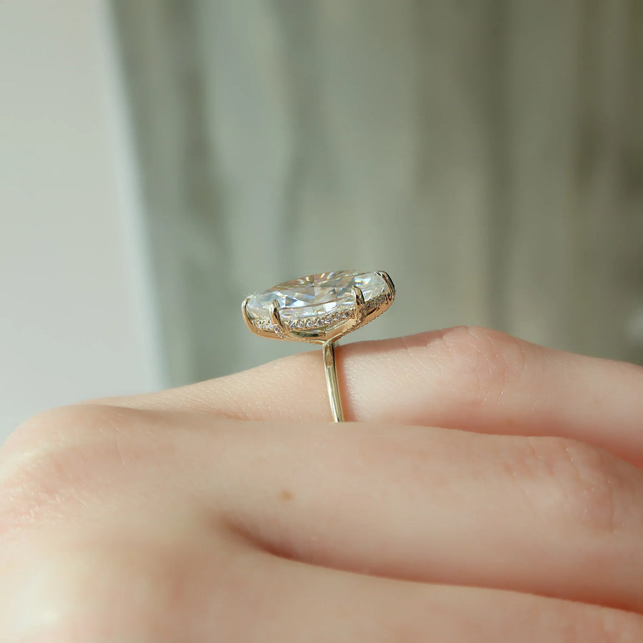  The Solitaire Crown Kamellie Marquise Lab Diamond Ring 14k Yellow Gold 003