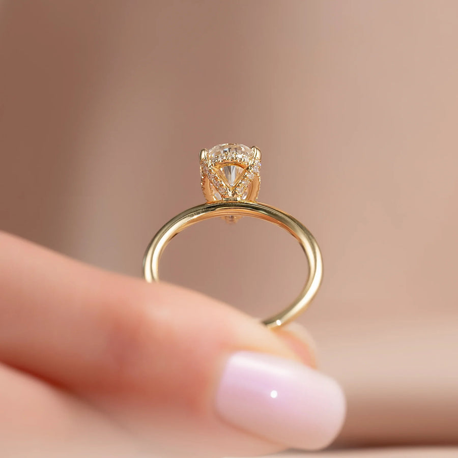  The Solitaire Crown Kamellie Pear Moissanite Ring 14k Yellow Gold 003