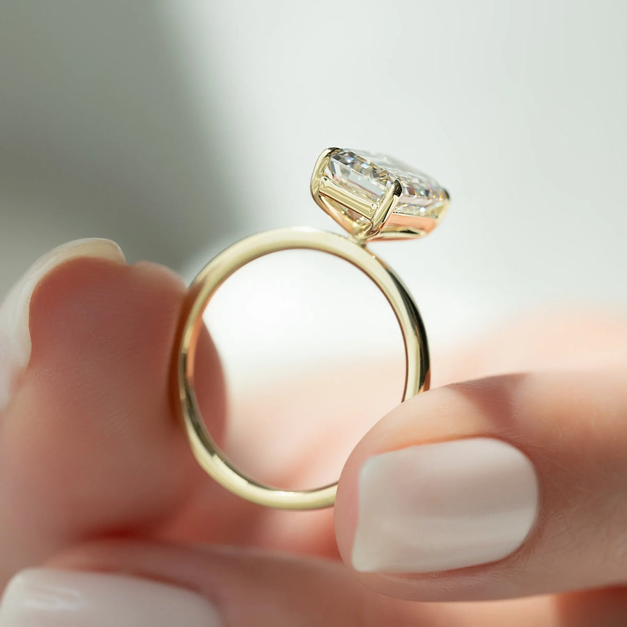  The Solitaire Eleanor Emerald Moissanite Ring 18k Yellow Gold 004 Final