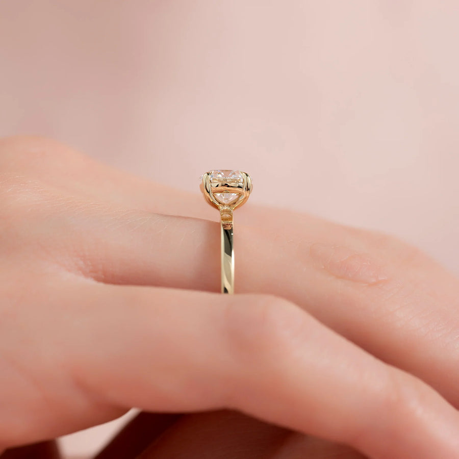  The Solitaire Eleanor Round Moissanite Ring 18k Yellow Gold 004 Final