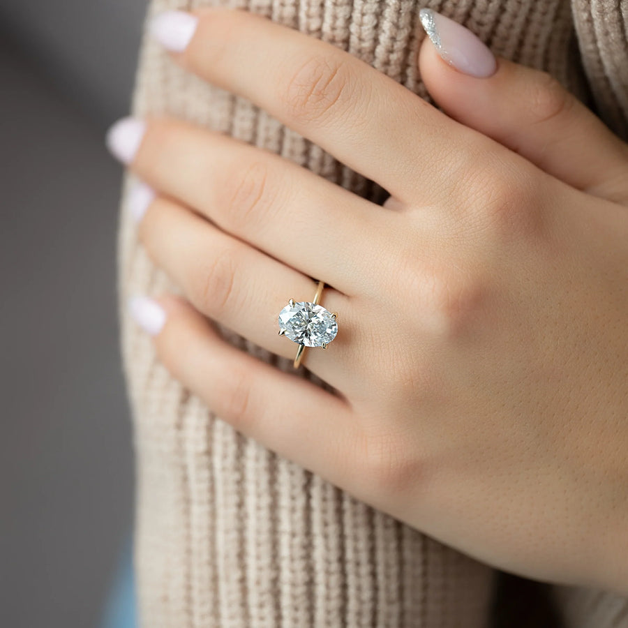  The Solitaire Kamellie Oval Lab Diamond Ring 14k Yellow Gold 004 Final